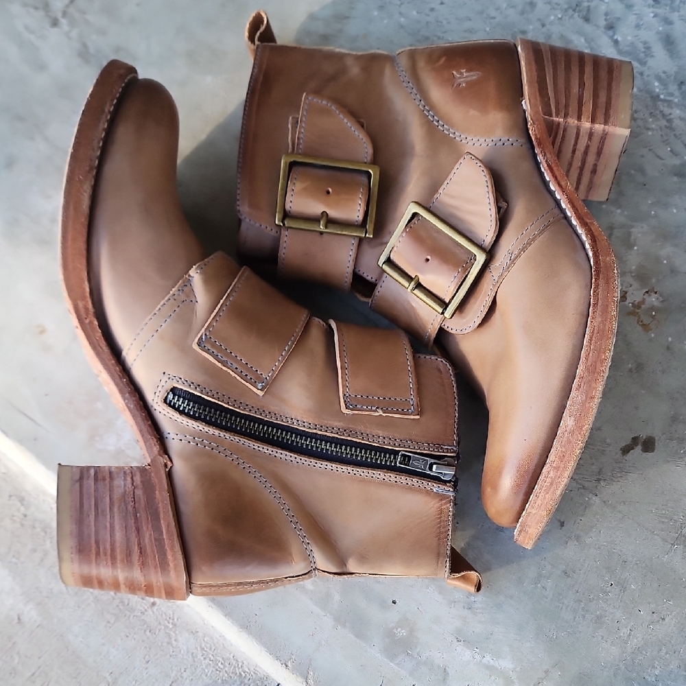 FRYE Sabrina Double Buckle Boots Made In USA - Picture 14 of 16